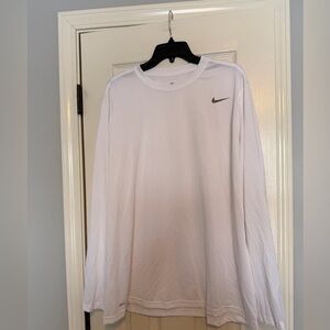 Nike Men's Classic White Long Sleeve Tee